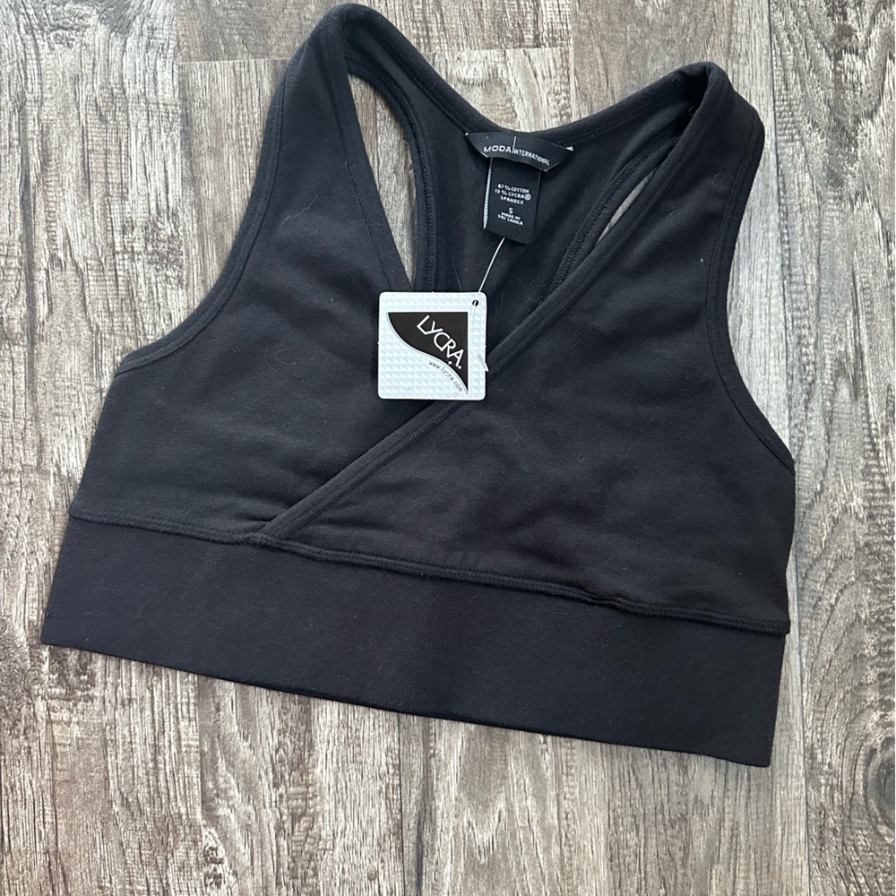 NWT Moda International Black Sports Bra with Supportive Band